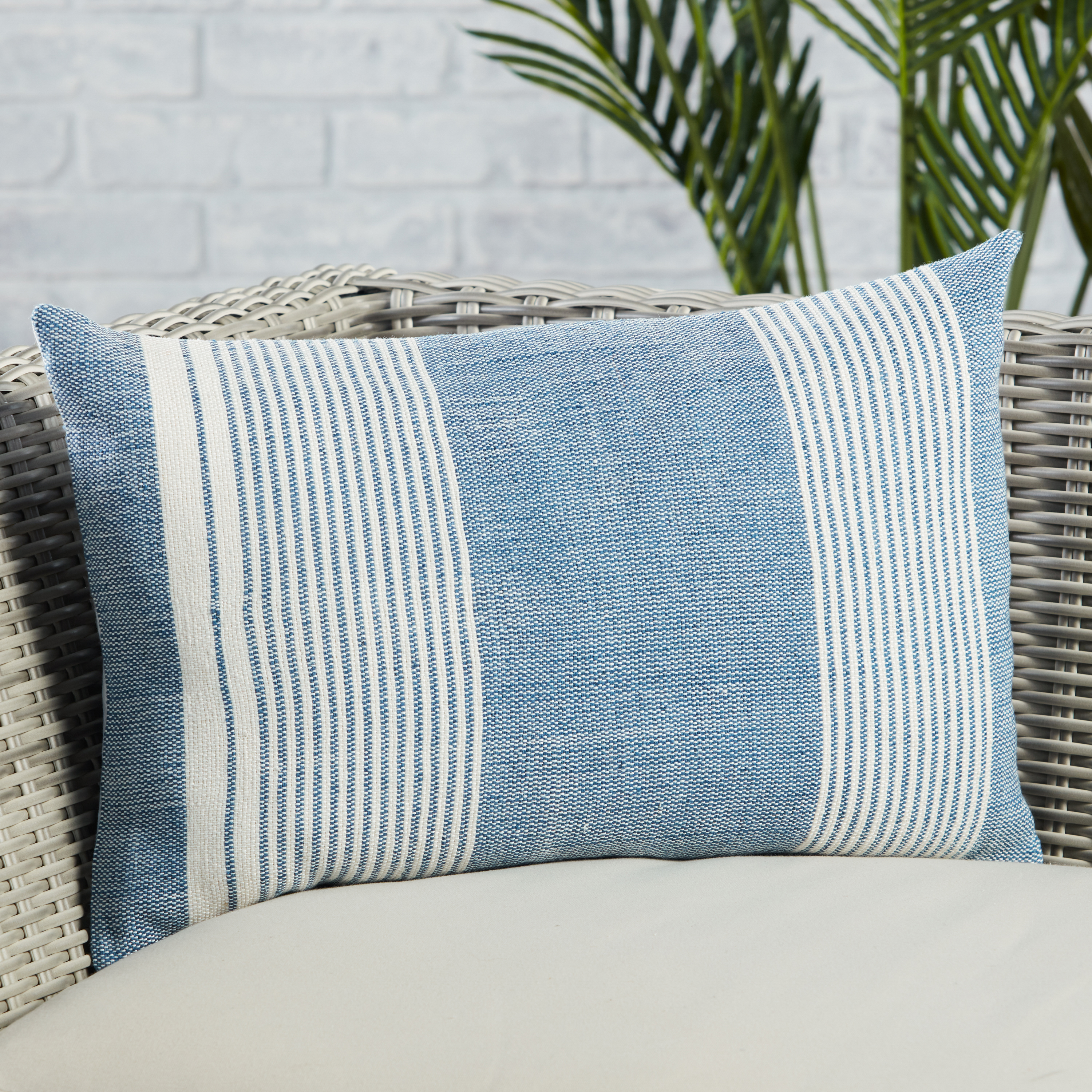 Sitemapcdatahttpswwwkedriinfoblue Outdoor Lumbar Pillow