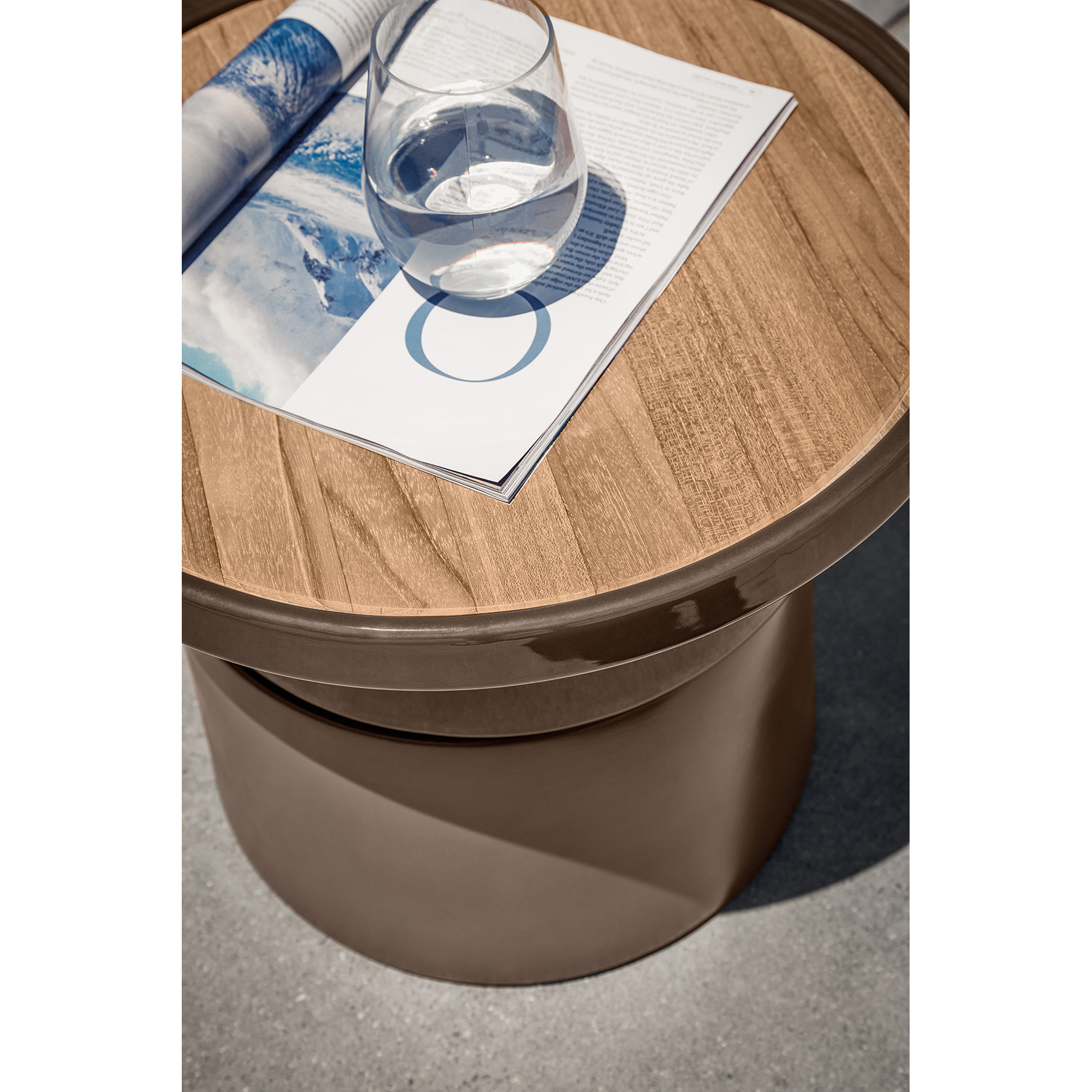 Gloster Coso 16" Ceramic Round Side Table AuthenTEAK