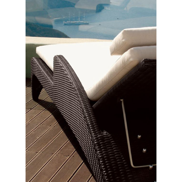 Barlow Tyrie Savannah Chaise Lounge Replacement Cushion | AuthenTEAK