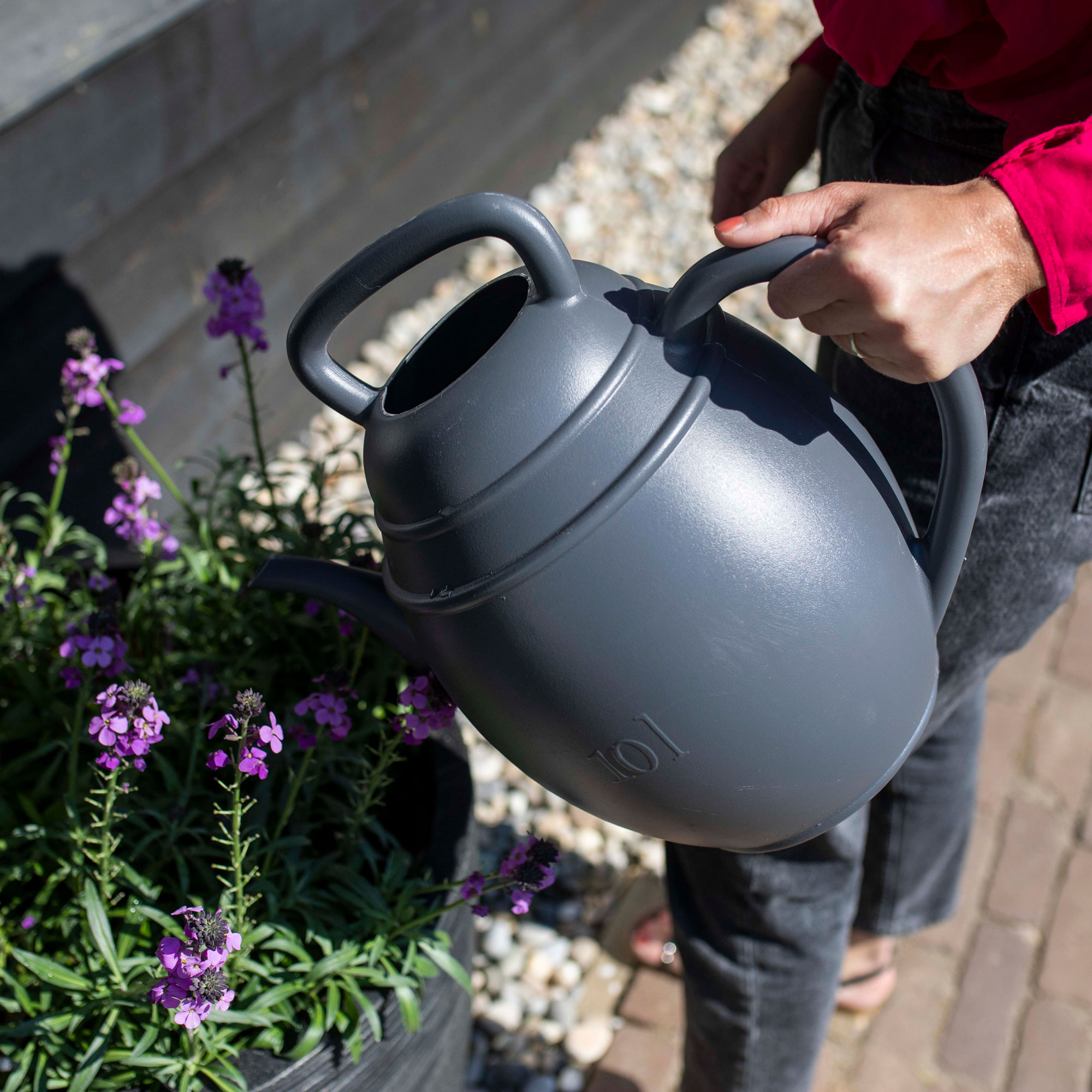 Capi Xala Lungo Watering Can - Slate Grey | AuthenTEAK