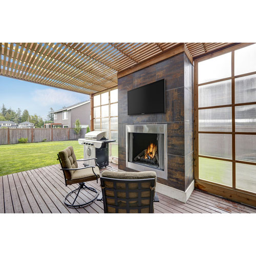 SunBriteTV 75" Signature 2 LED HDR 4K Outdoor TV Partial Sun AuthenTEAK