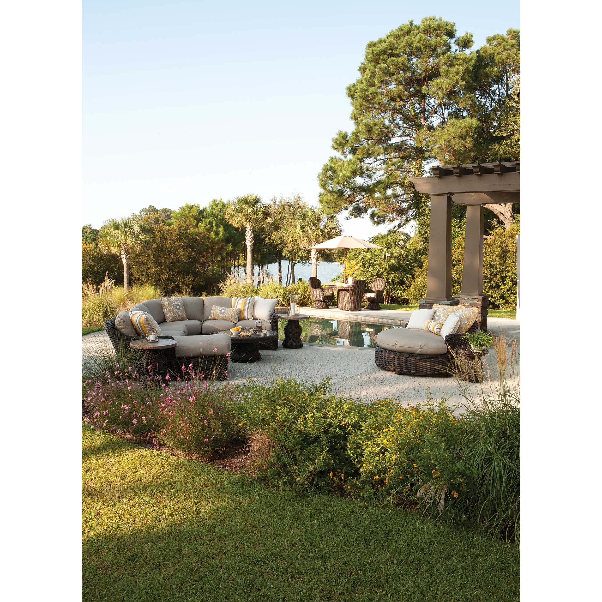 Lane Venture South Hampton Woven Corner Chair Outdoor Sectional Unit