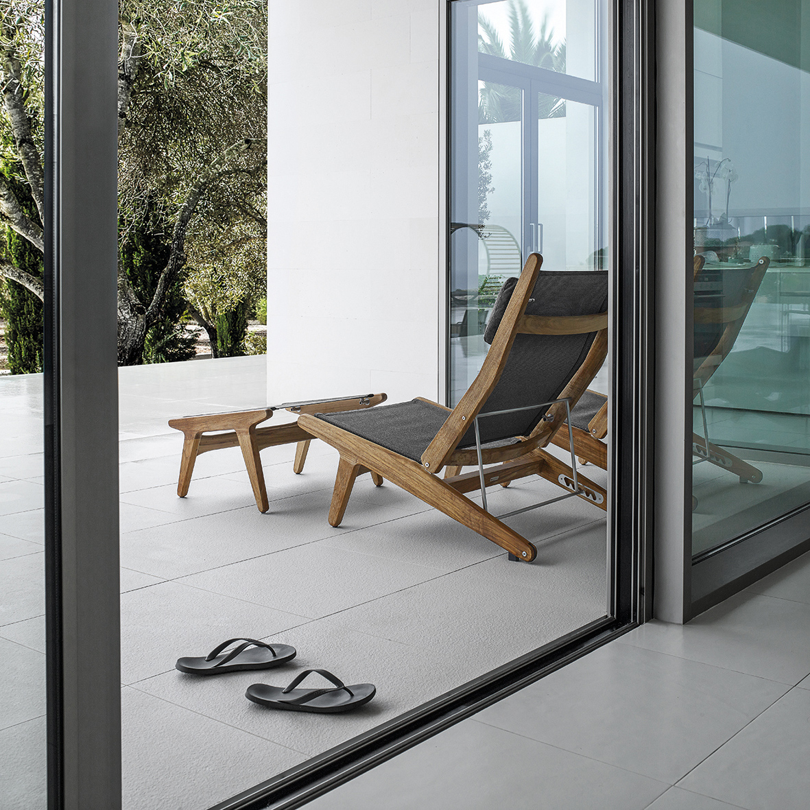 Gloster Bay Teak Ottoman AuthenTEAK